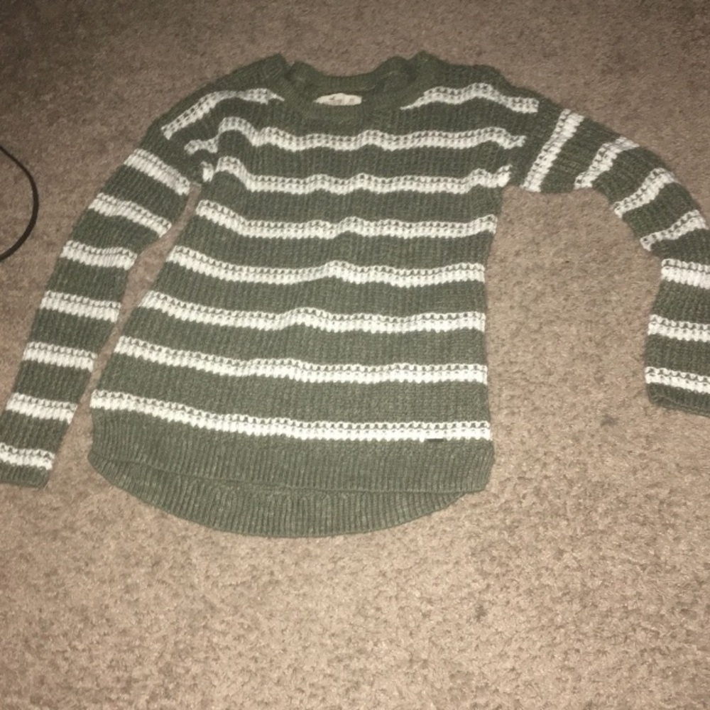 Gr/white striped sweater Hollister brand
